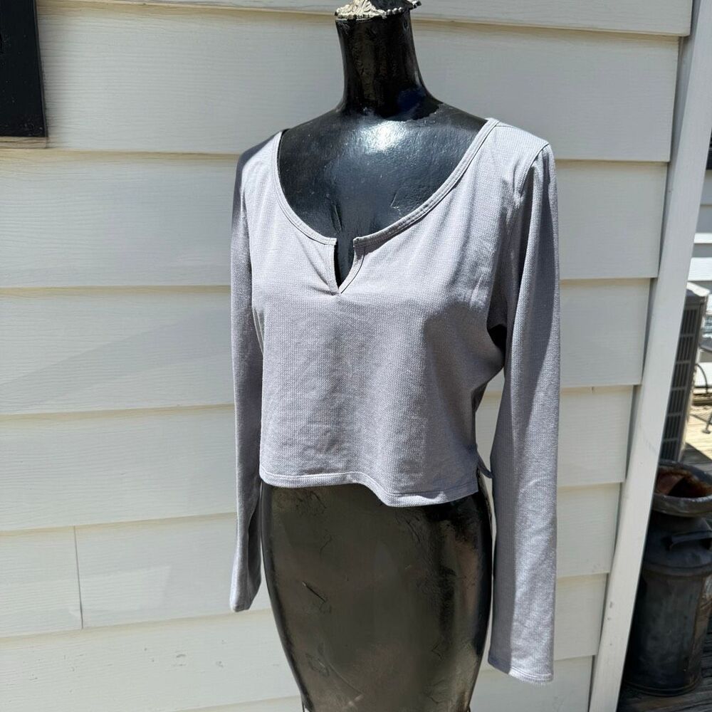 Lululemon Cropped Henley Long Sleeve Heathered Asphalt Grey Crop Top Shirt
